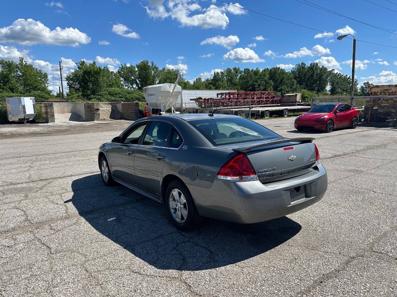 Used 2009 Chevrolet Impala LT FWD image 5
