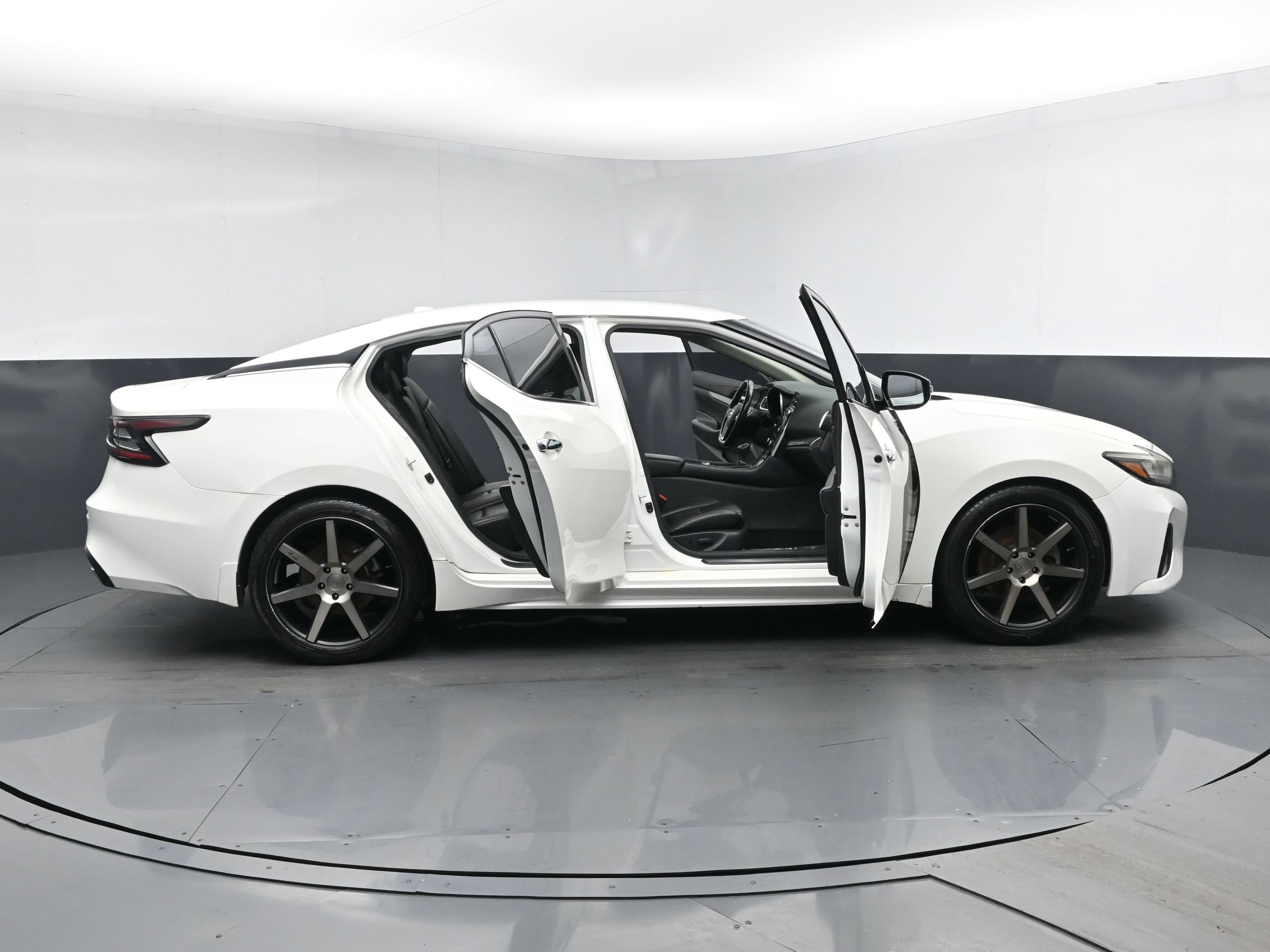 Used 2020 Nissan Maxima 3.5 SV w/ Floor Mat Group FWD image 27