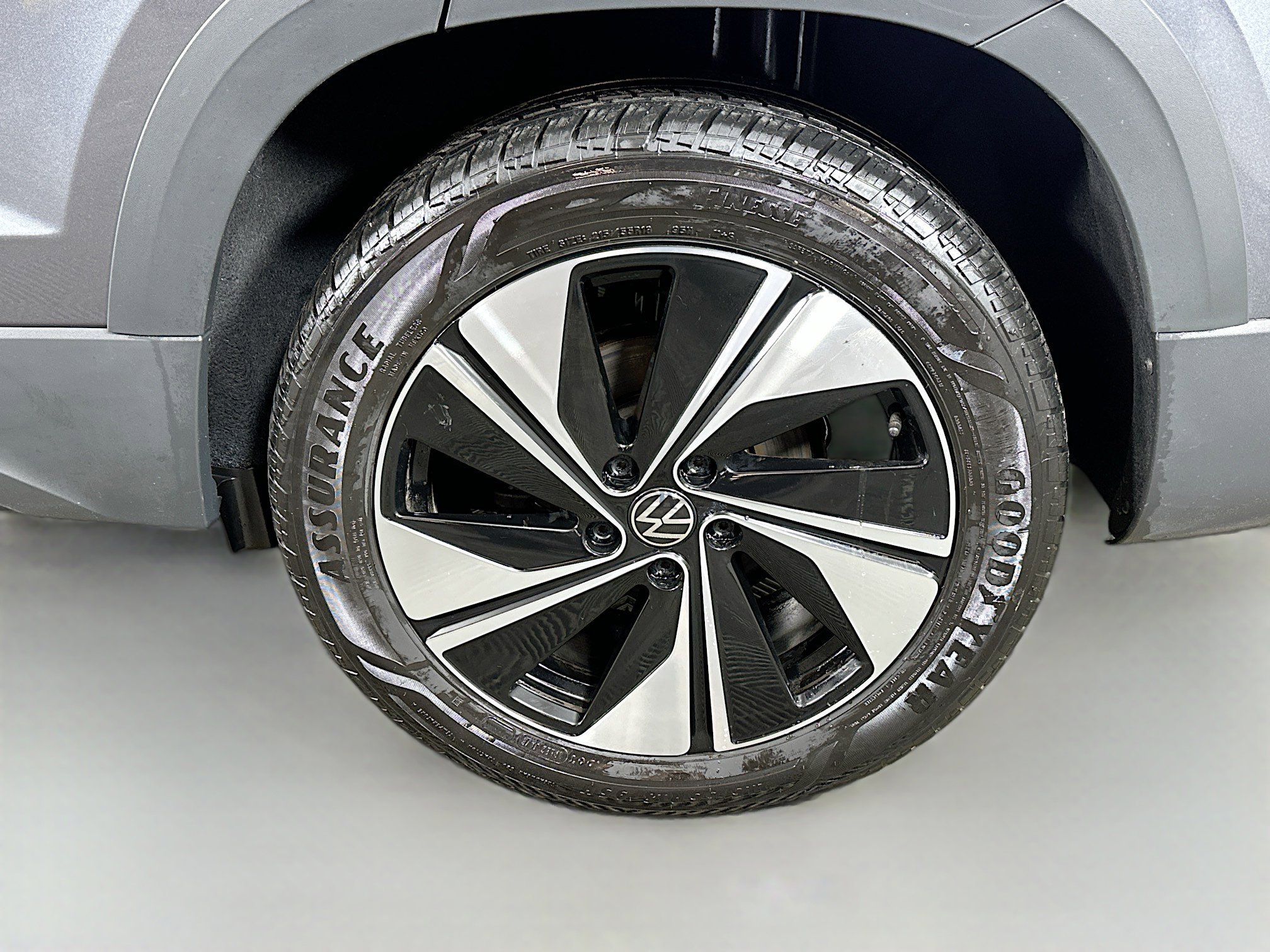 Used 2023 Volkswagen Taos SE AWD/4WD image 28
