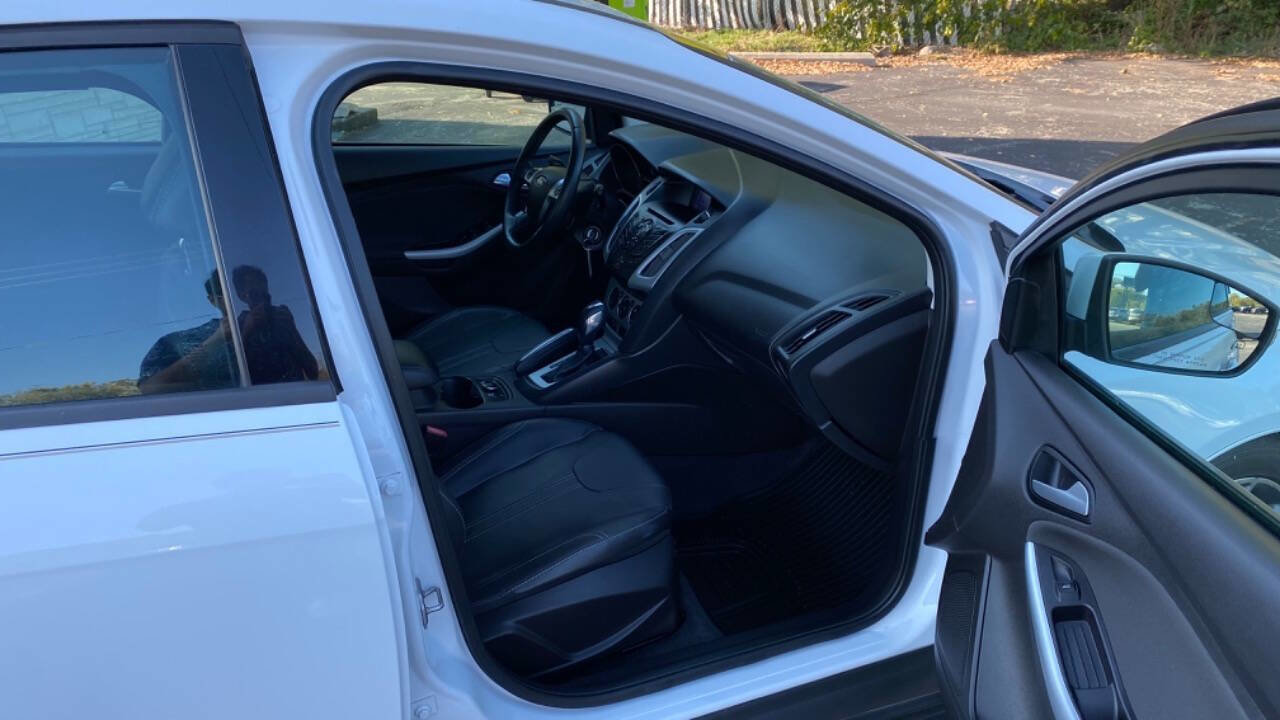 Used 2013 Ford Focus SE image 16
