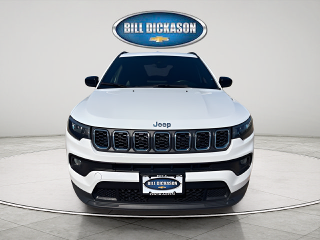 Used 2024 Jeep Compass Latitude AWD/4WD image 2