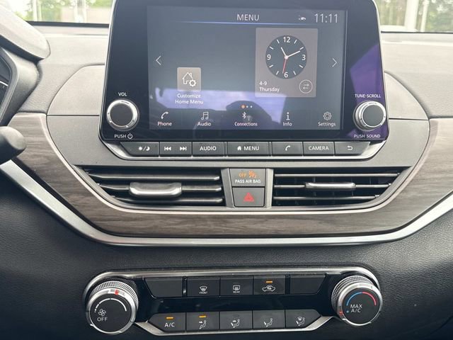 Used 2025 Nissan Altima 2.5 SV image 31