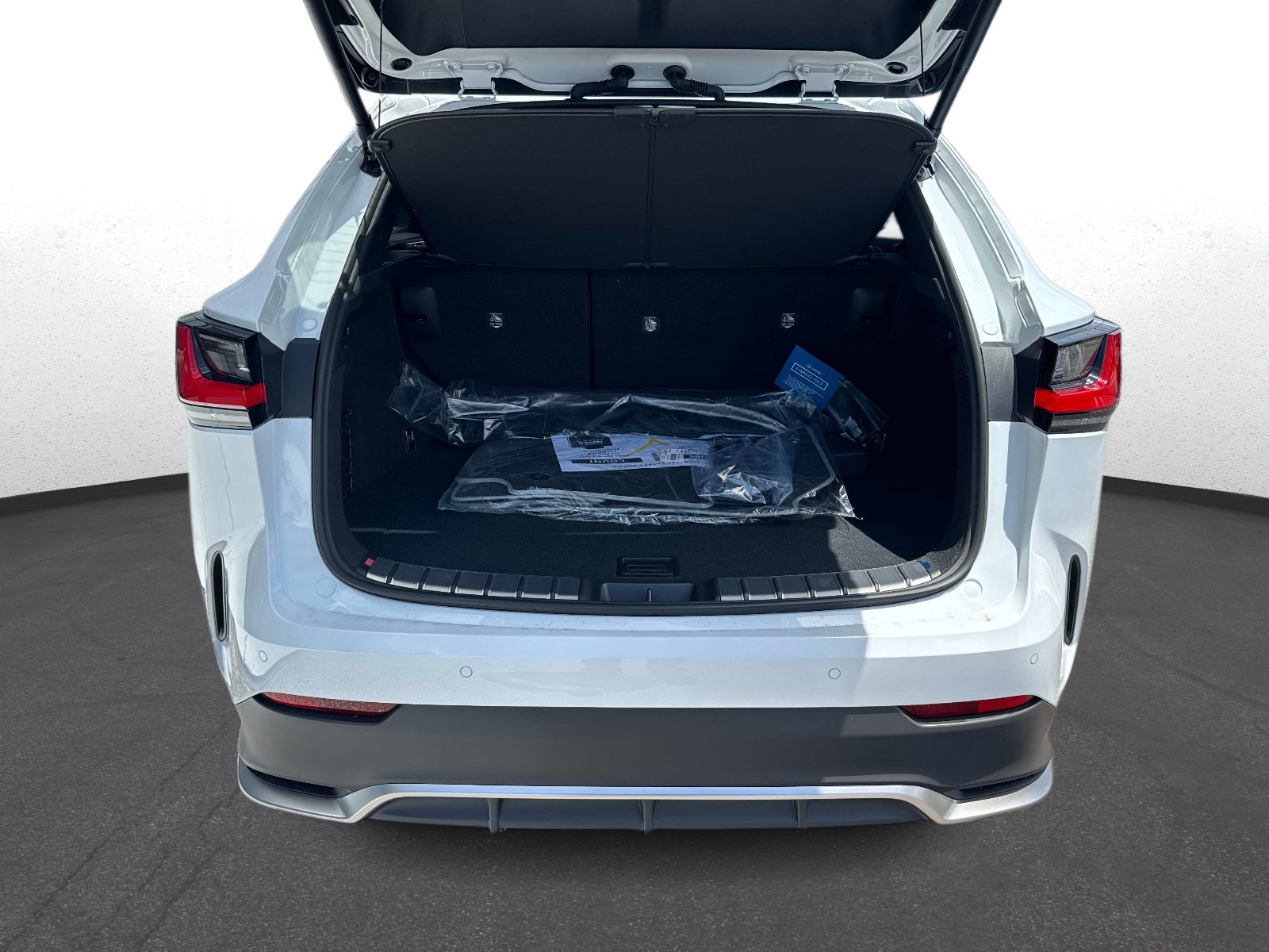 New 2026 Lexus NX 350 F Sport AWD/4WD image 11