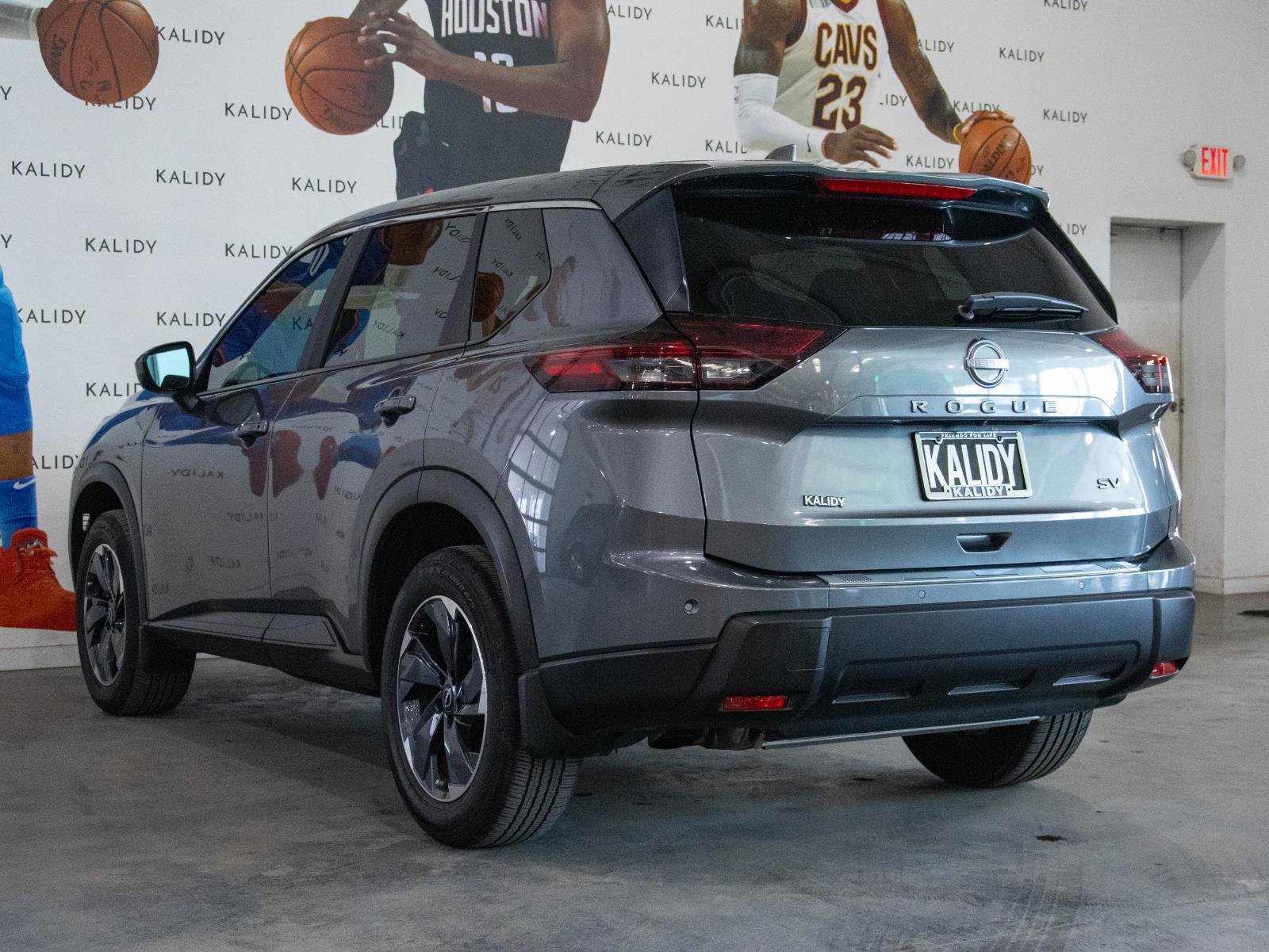 Used 2024 Nissan Rogue SV FWD image 21