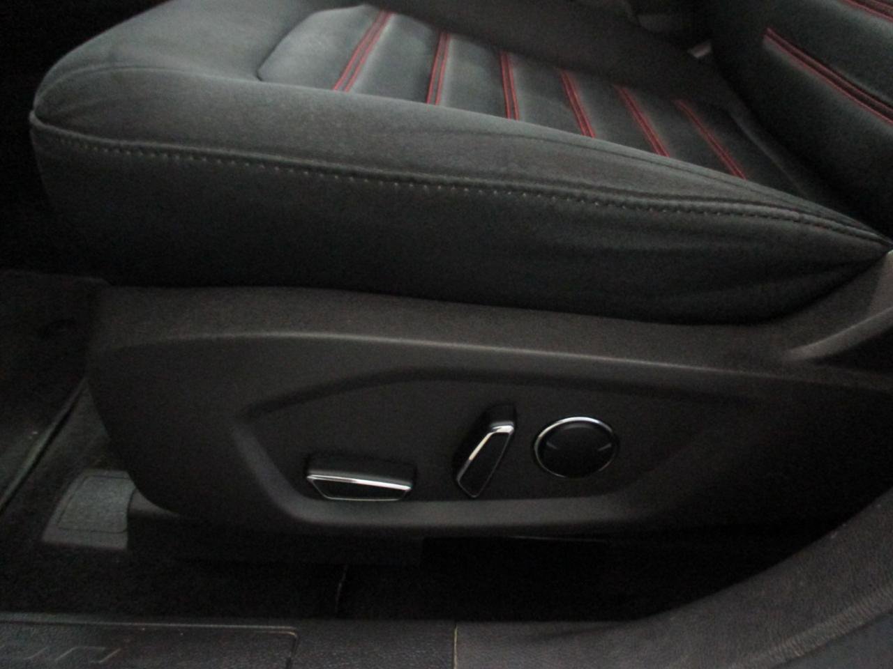 Used 2013 Ford Fusion SE FWD image 17