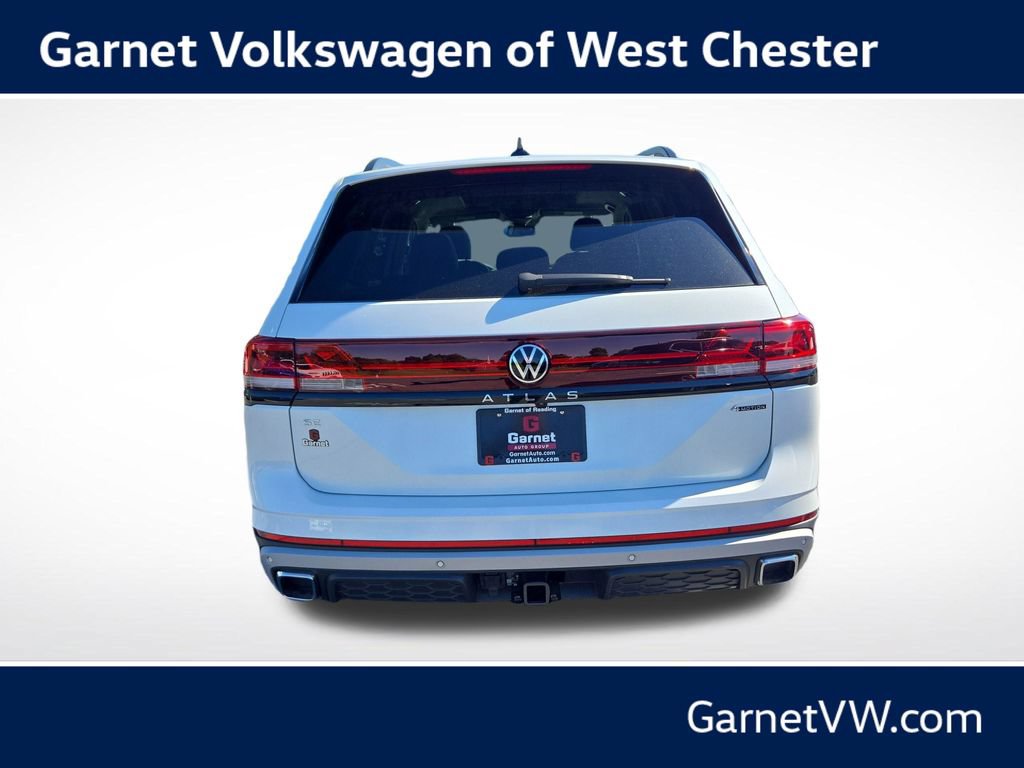 New 2026 Volkswagen Atlas Peak Edition AWD/4WD image 4