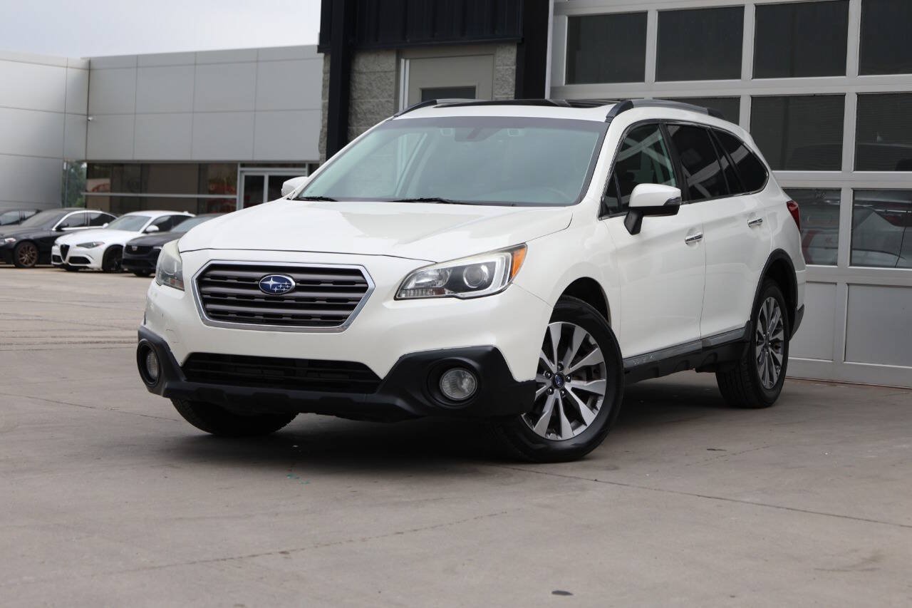 Used 2017 Subaru Outback 3.6R Touring AWD/4WD image 3