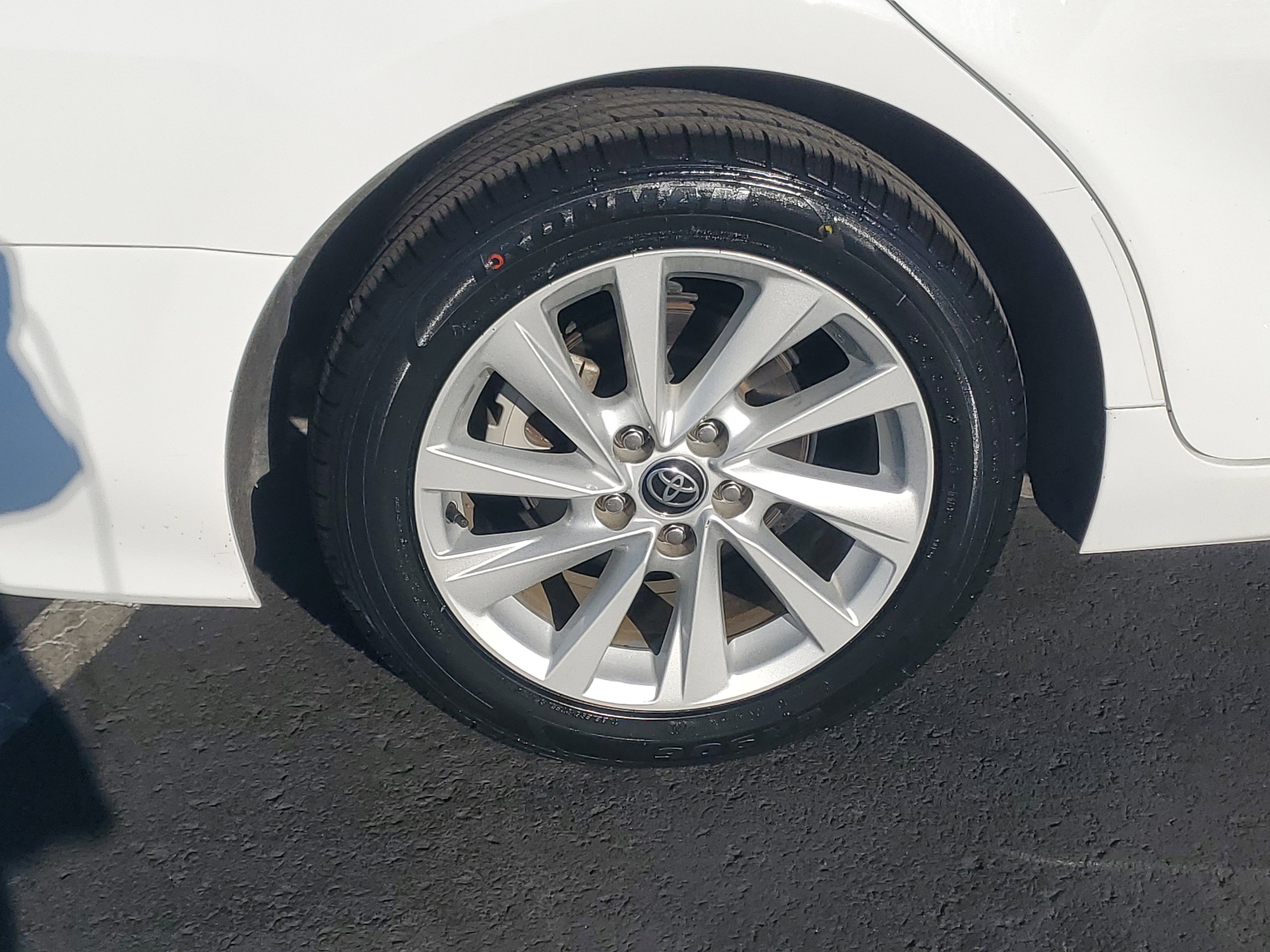 Certified 2022 Toyota Camry LE w/ Convenience Package image 6