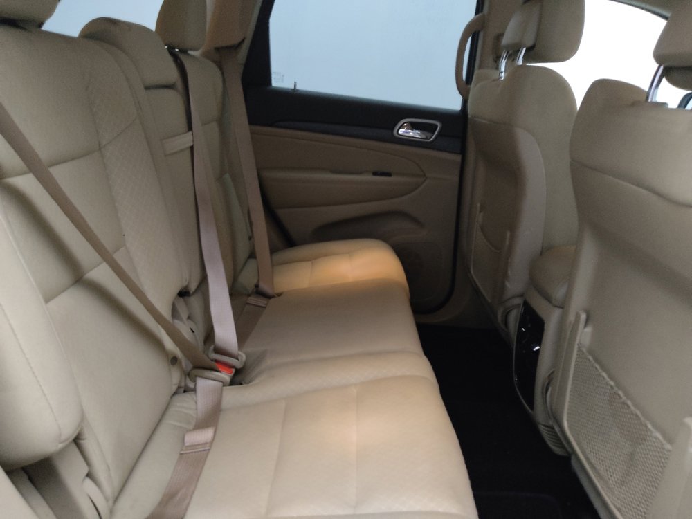 Used 2022 Jeep Grand Cherokee Laredo E RWD image 19