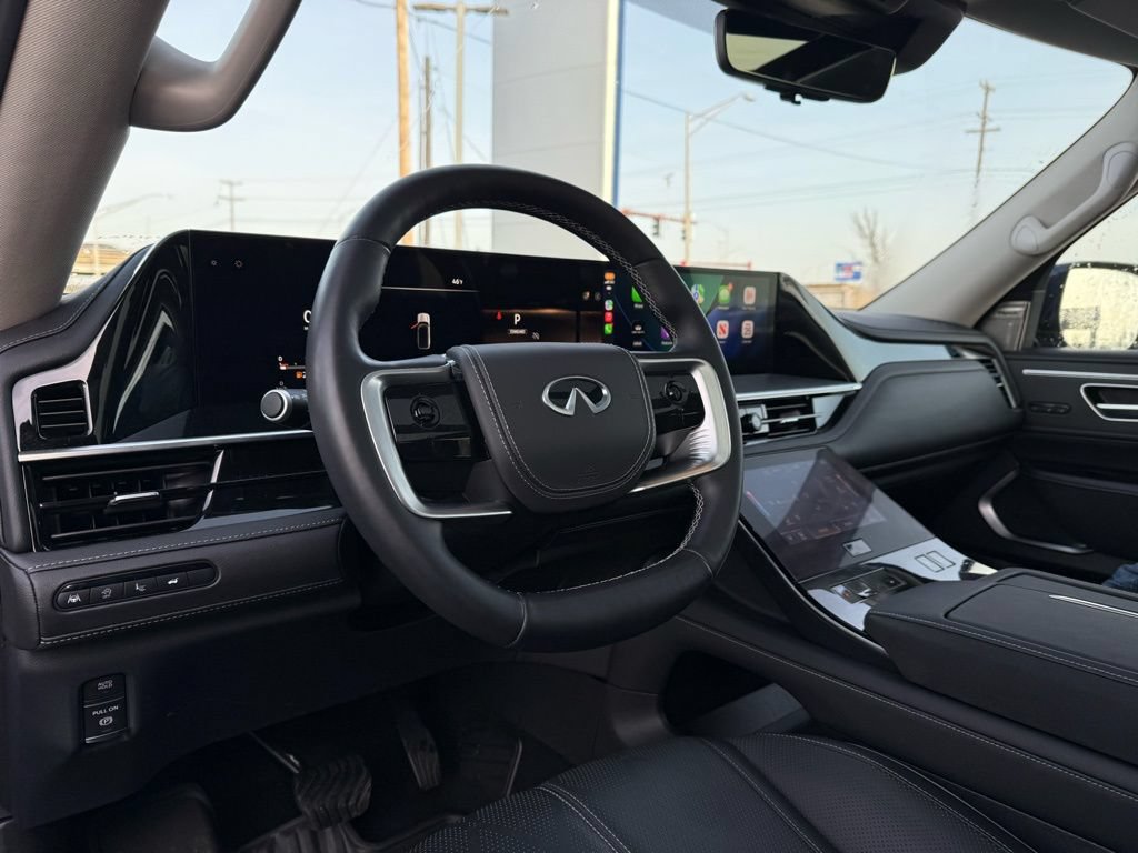 Used 2025 INFINITI QX80 Sensory AWD/4WD image 10