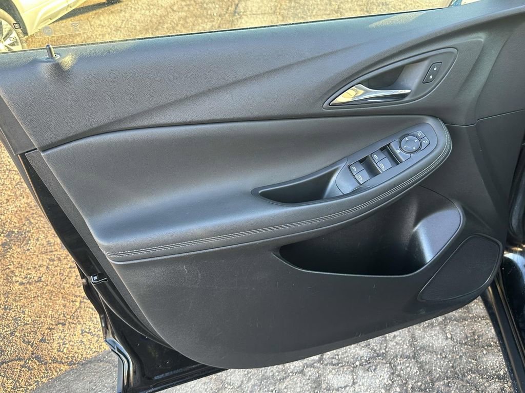 Certified 2023 Buick Encore GX Preferred w/ Cold Weather Comfort Package image 15