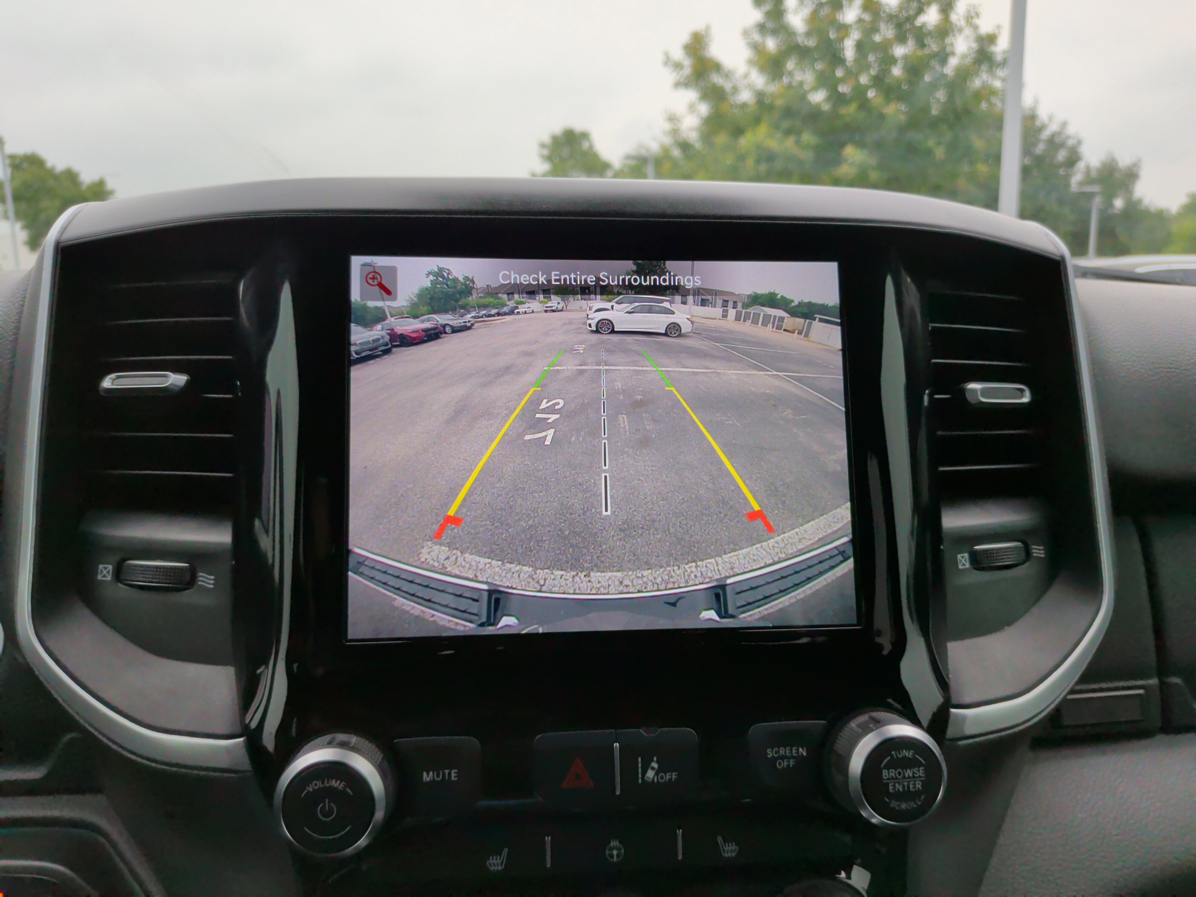Used 2022 RAM 1500 Big Horn AWD/4WD image 17