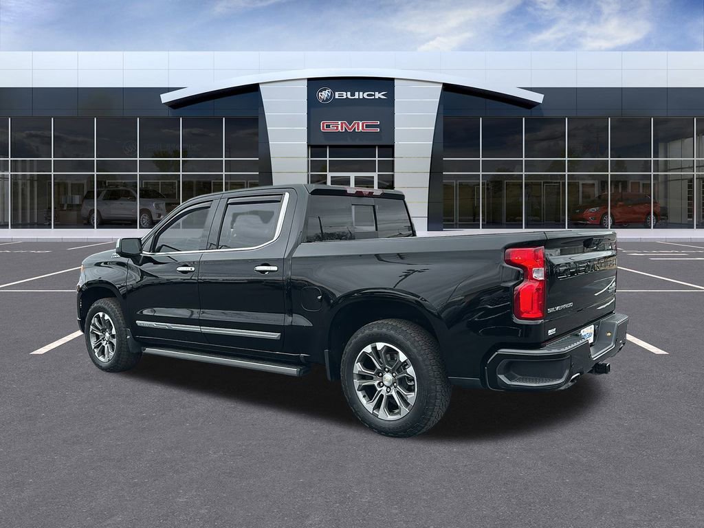 Certified 2023 Chevrolet Silverado 1500 High Country w/ Technology Package image 3