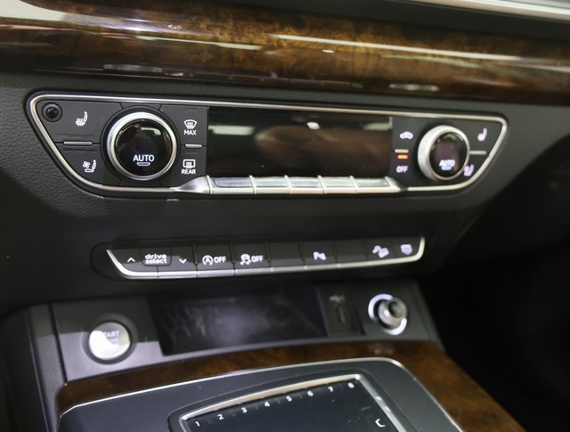 Used 2018 Audi Q5 2.0T Premium Plus w/ Premium Plus Package image 7