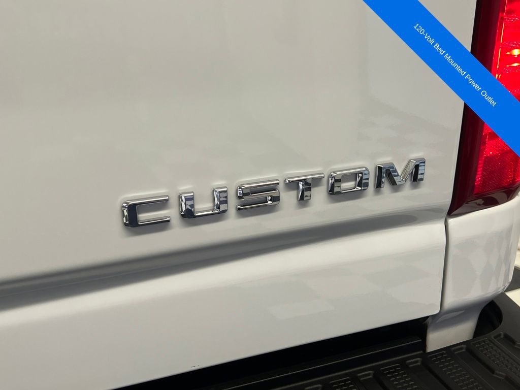Used 2024 Chevrolet Silverado 2500 Custom w/ Custom Value Package image 15