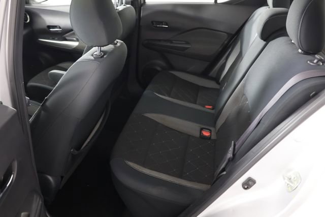 Used 2019 Nissan Kicks SV FWD image 18