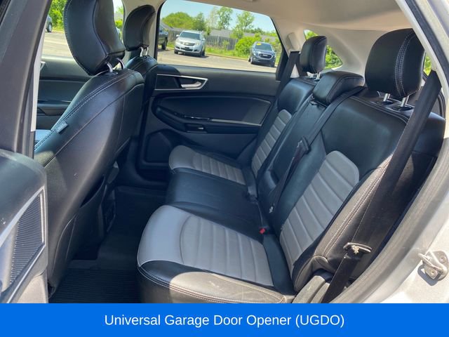 Used 2018 Ford Edge SEL w/ Equipment Group 201A AWD/4WD image 19