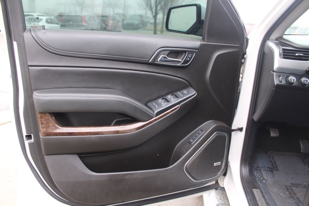 Used 2017 Chevrolet Tahoe LT w/ LT Signature Package image 19