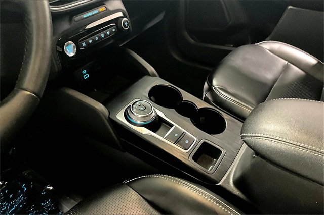 Used 2023 Ford Escape Platinum image 18