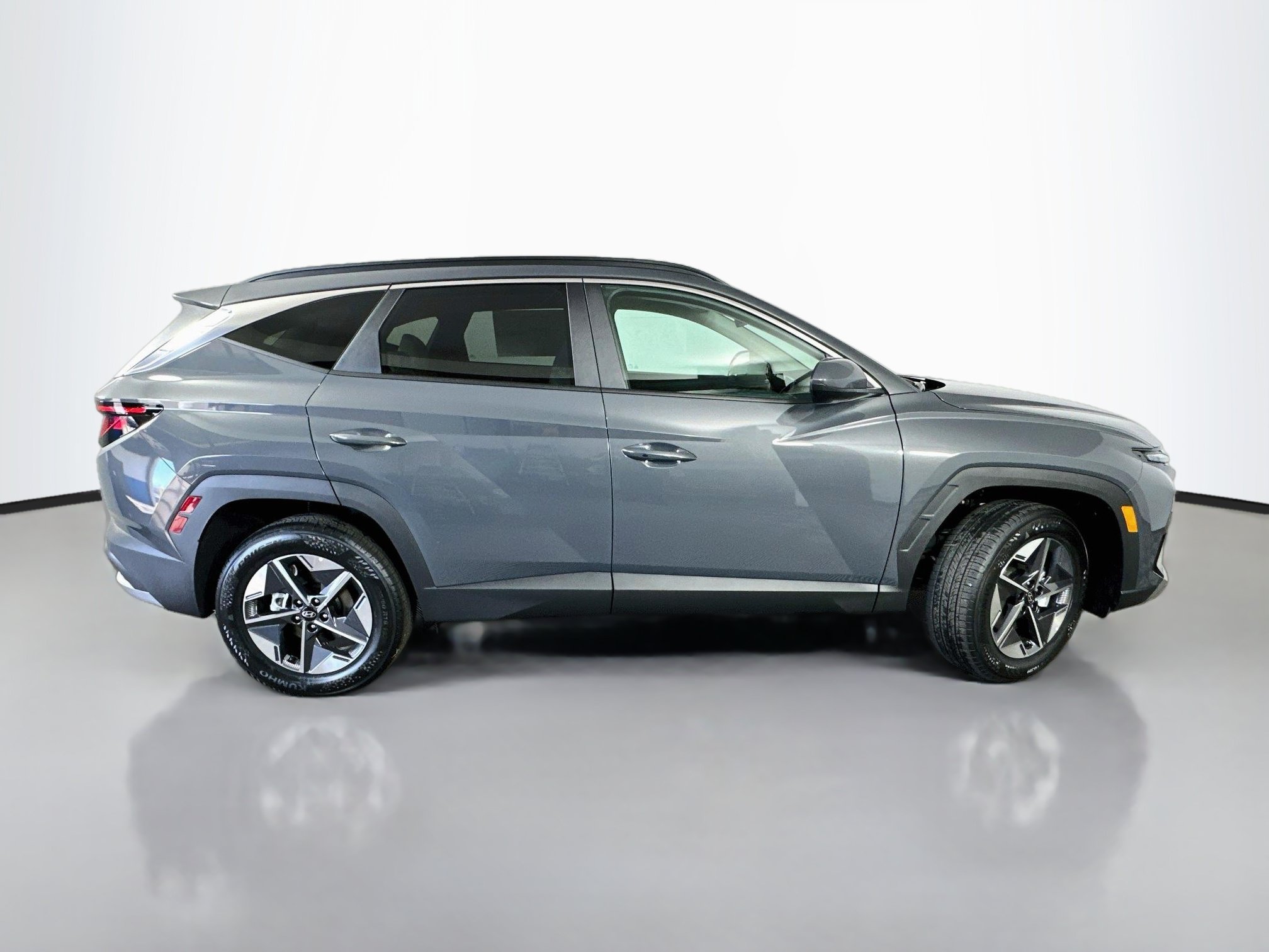 New 2026 Hyundai Tucson SEL Plus AWD/4WD image 8