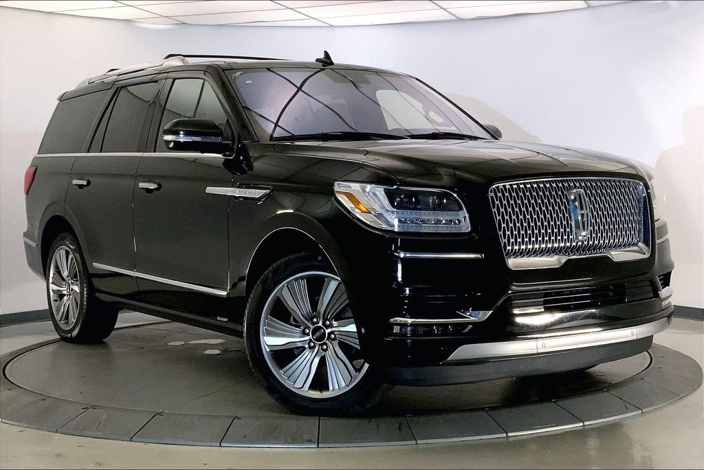 Used 2018 Lincoln Navigator Reserve w/ Technology Package AWD/4WD image 32