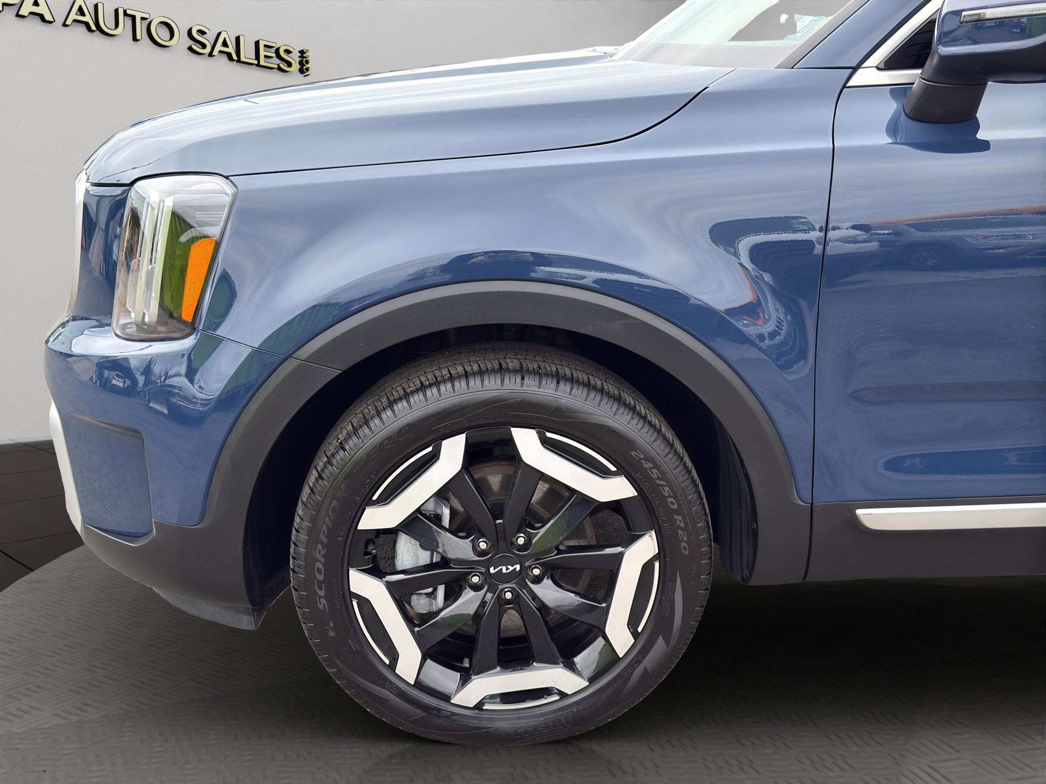 Used 2025 Kia Telluride S image 24