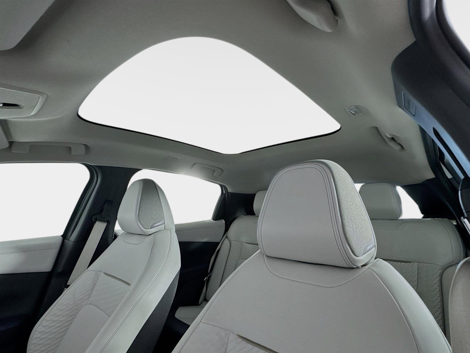 New 2026 Nissan Leaf Platinum+ image 14