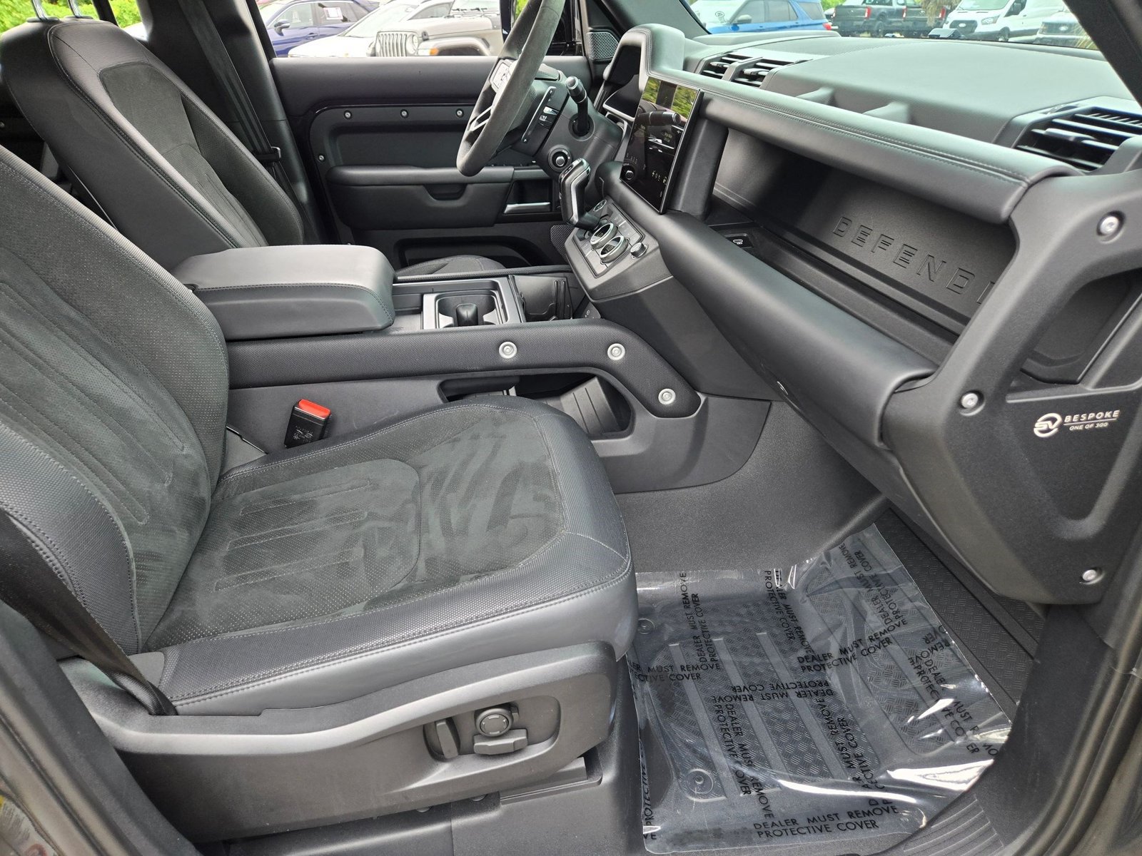Used 2022 Land Rover Defender 110 V8 AWD/4WD image 19