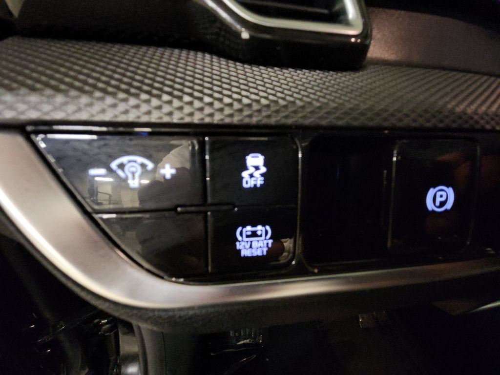 Used 2023 Kia Sportage LX AWD/4WD image 25