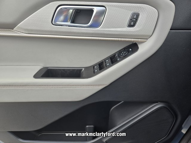 New 2027 Ford Explorer Active w/ Active Comfort Package RWD image 21
