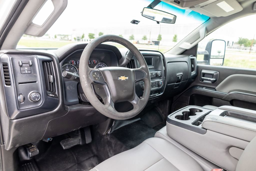 Used 2017 Chevrolet Silverado 3500 W/T image 9