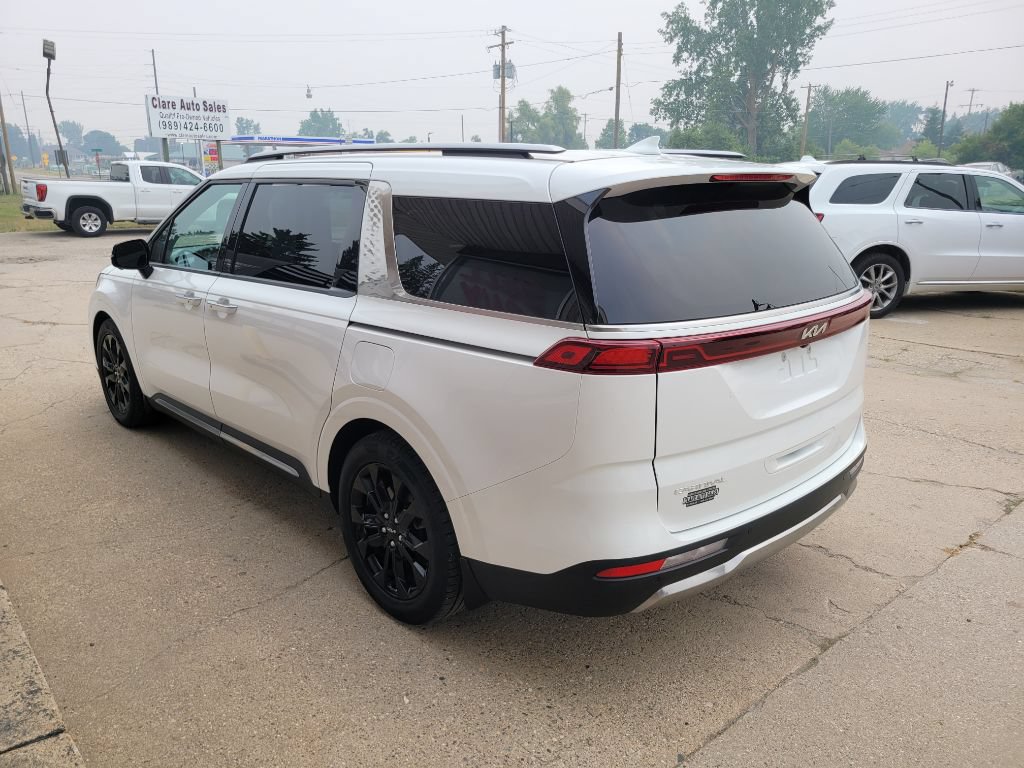 Used 2023 Kia Carnival SX Prestige FWD image 10