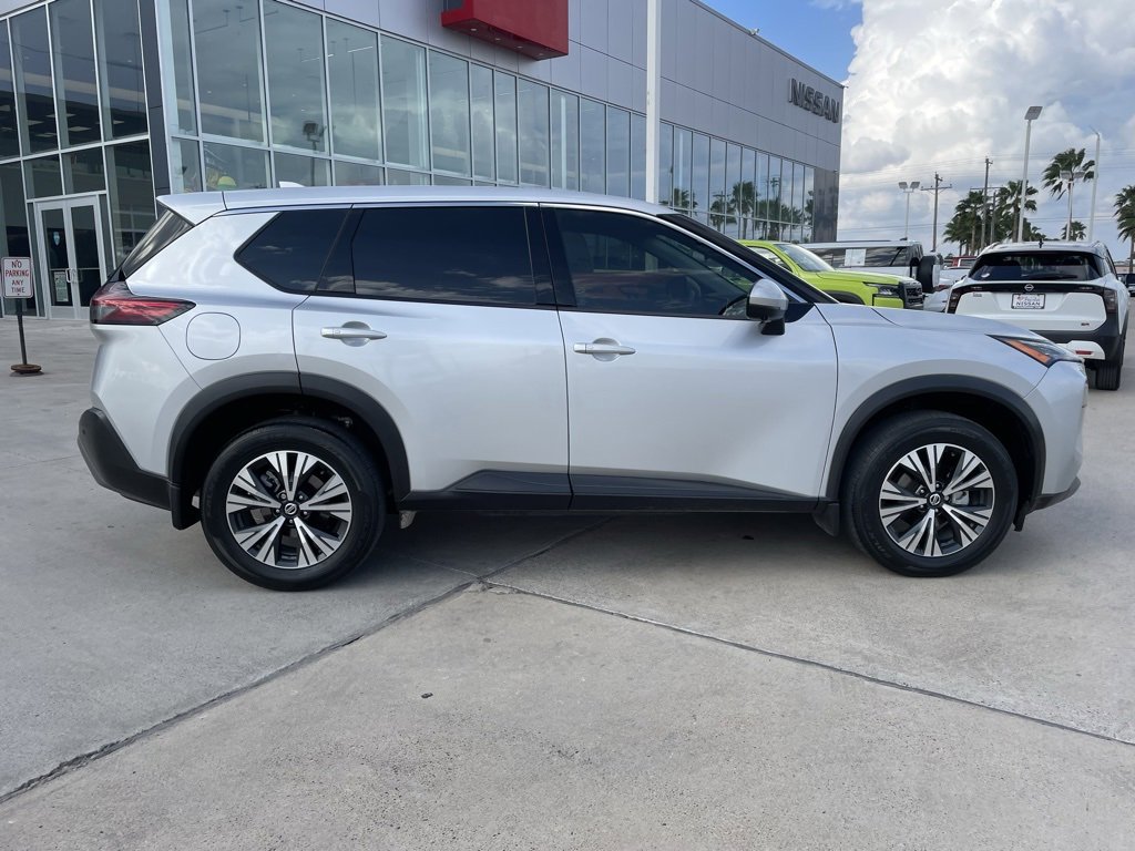 Certified 2021 Nissan Rogue SV image 2
