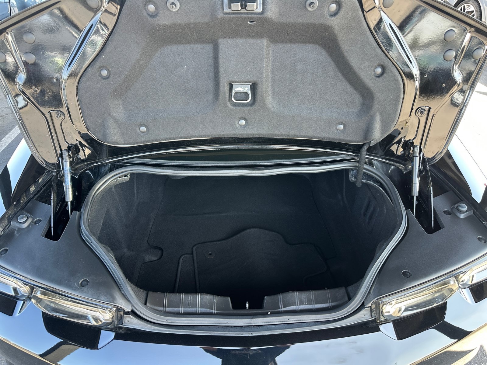 Used 2022 Chevrolet Camaro LT w/ RS Package RWD image 27