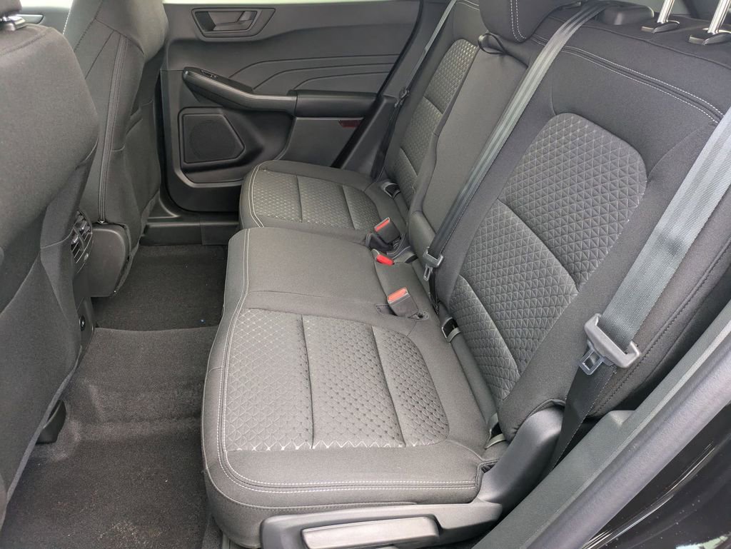 New 2026 Ford Escape Active w/ Cold Weather Package FWD image 17