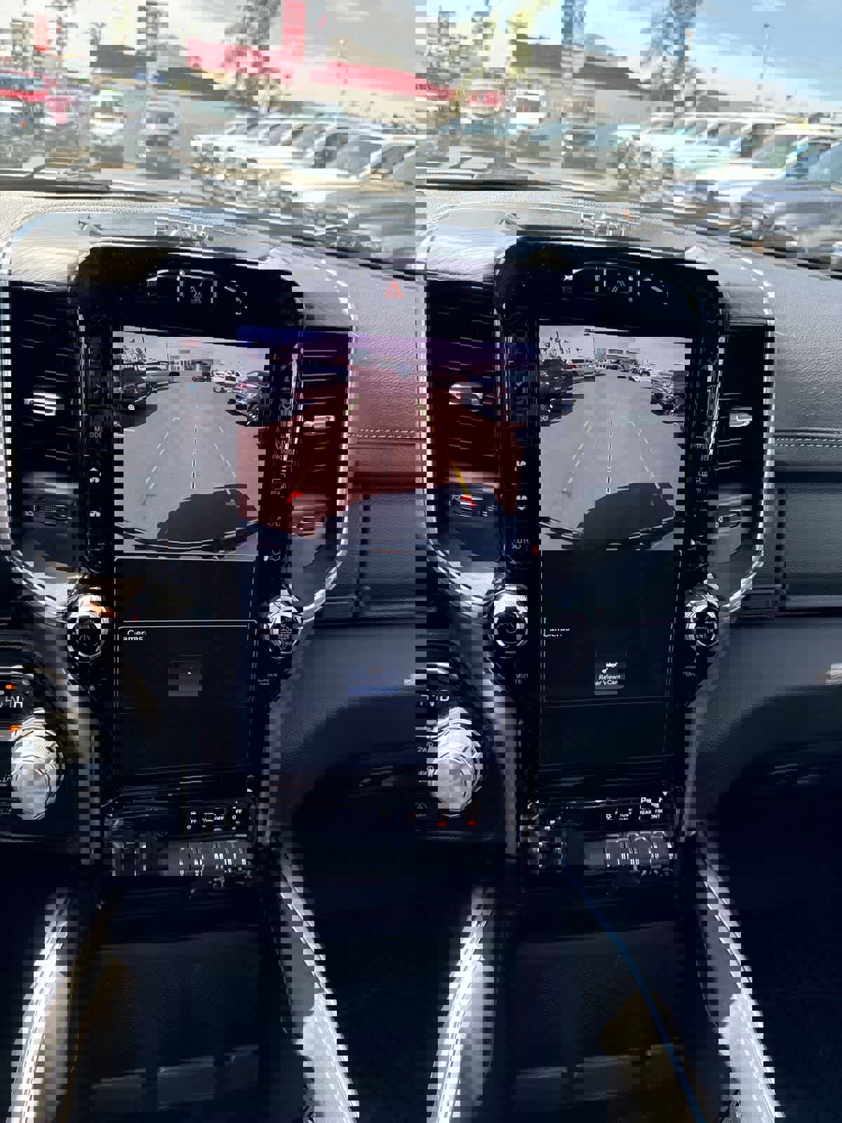 Used 2024 RAM 1500 Laramie image 12