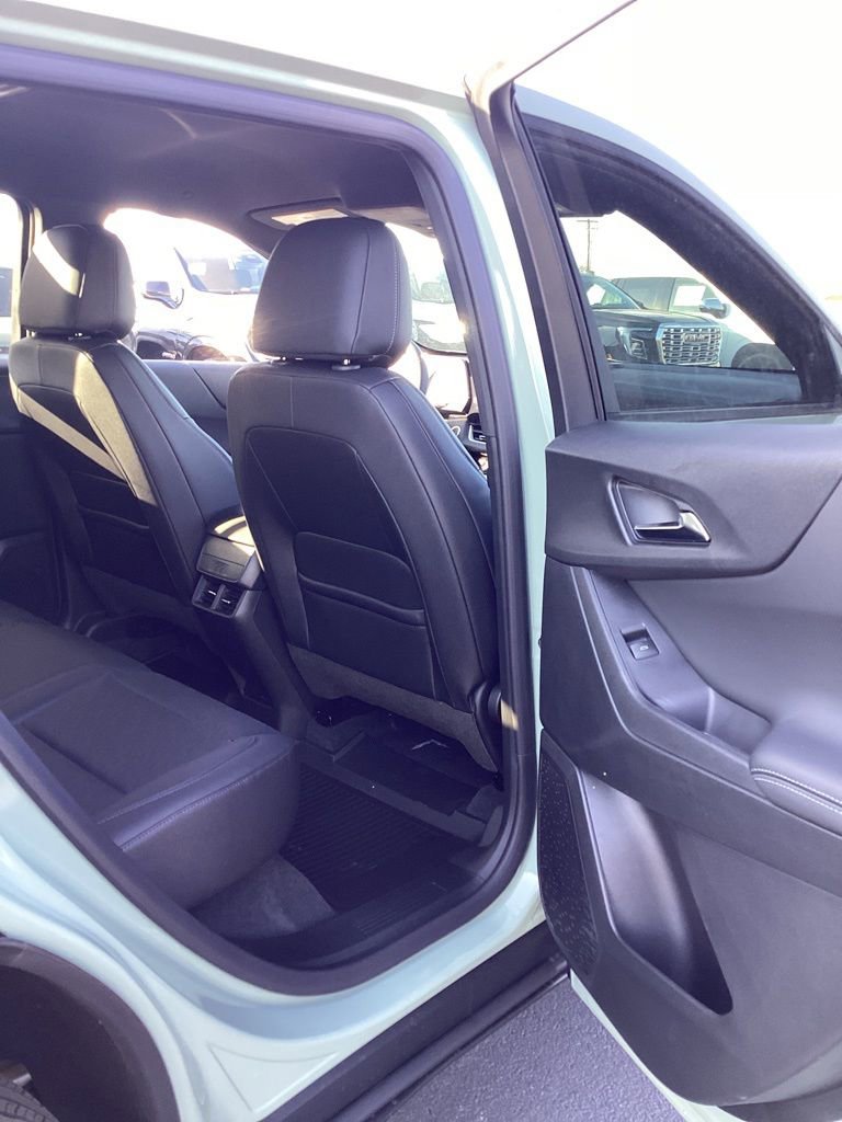 New 2026 Chevrolet Equinox LT w/ Convenience Package II image 32