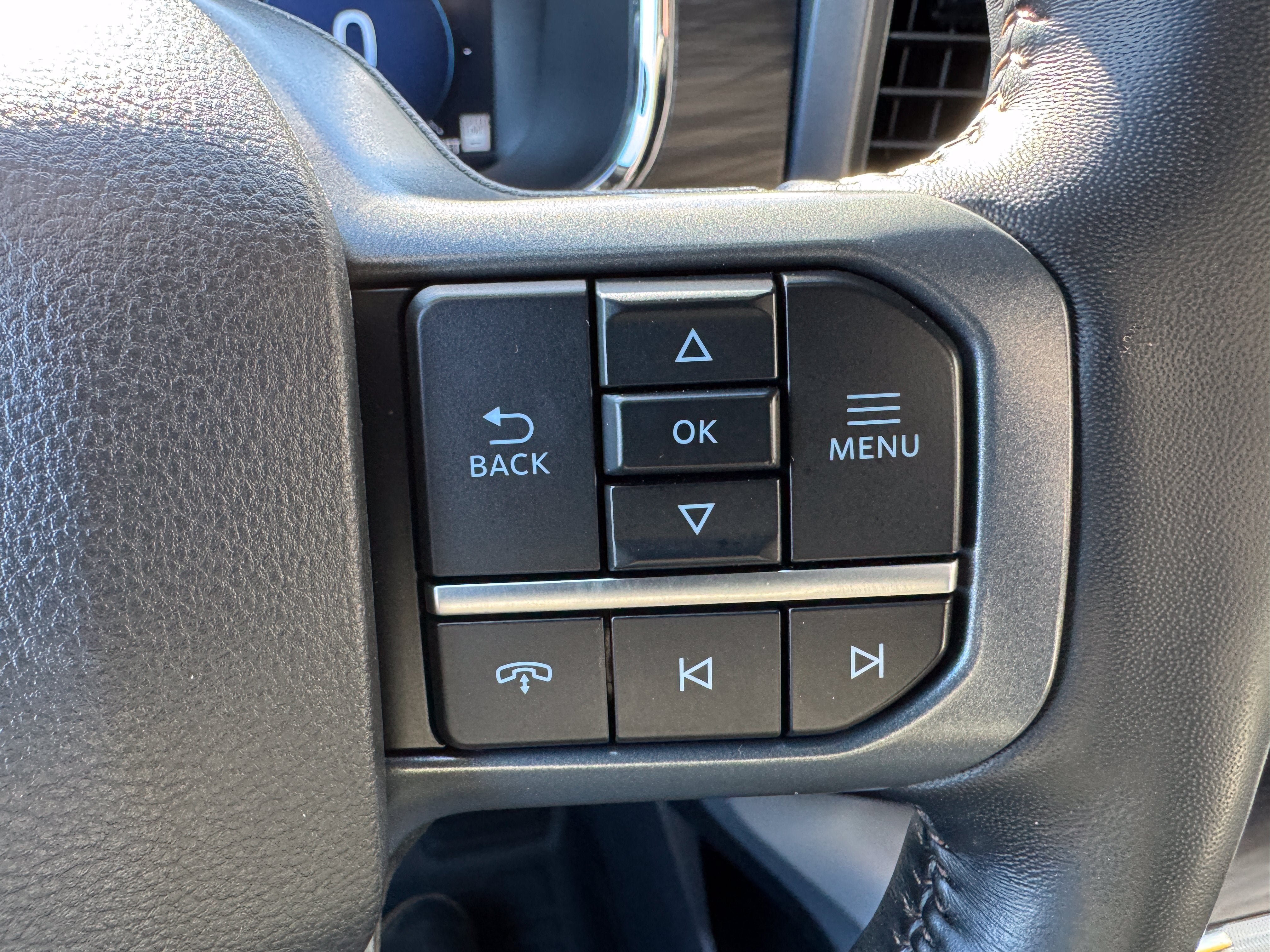 Used 2024 Ford F150 Lariat w/ Bed Utility Package AWD/4WD image 12