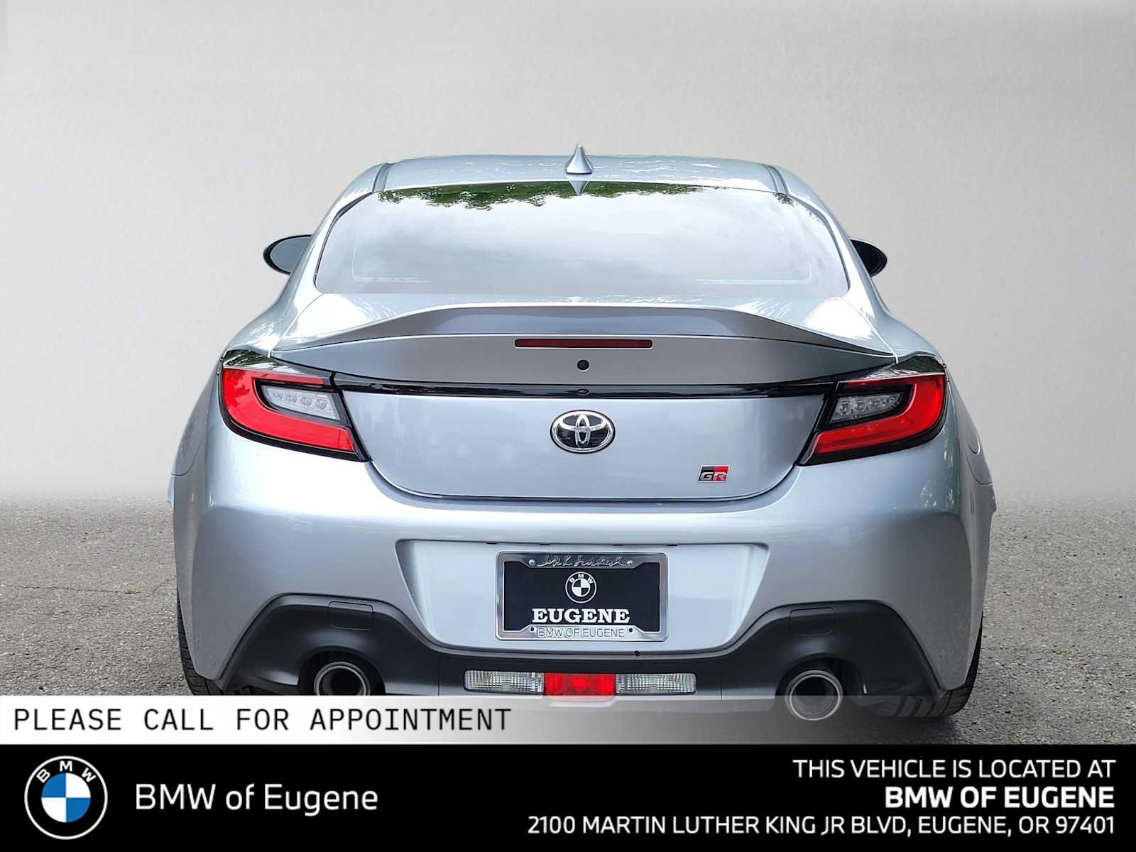 Used 2025 Toyota GR86 Premium w/ ALL Weather Mat Package (TMS) RWD image 4