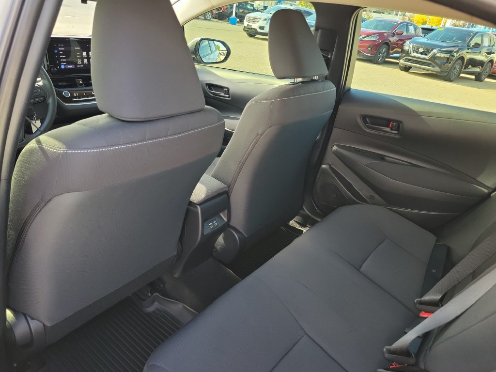Used 2023 Toyota Corolla LE FWD image 25