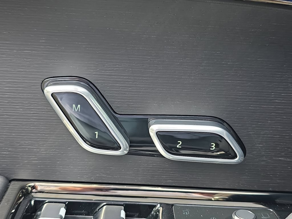 New 2025 Land Rover Range Rover Sport Autobiography AWD/4WD image 30