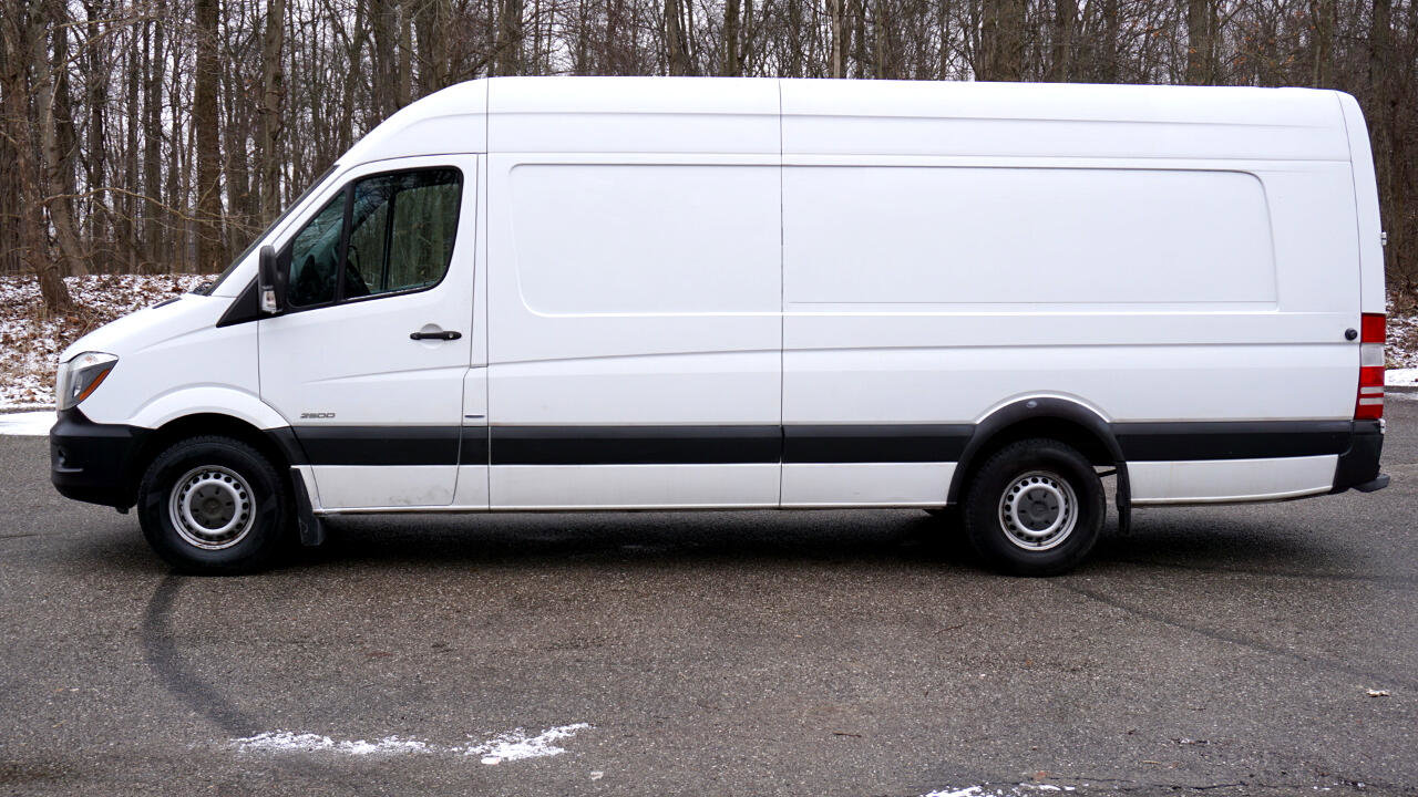 Used 2016 Mercedes-Benz Sprinter 2500 w/ Driver Comfort Package image 2