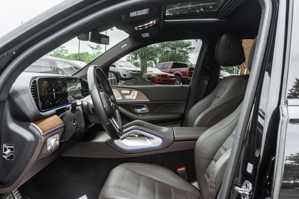 Used 2022 Mercedes-Benz GLS 450 4MATIC image 26