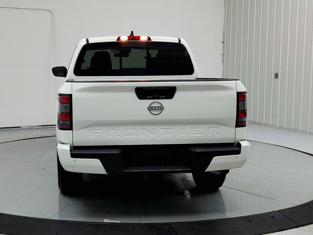 Used 2025 Nissan Frontier SV w/ SV Convenience Package image 6