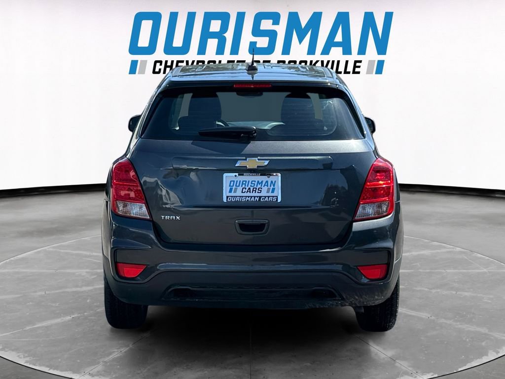 Used 2019 Chevrolet Trax LS w/ LPO, Protection Package FWD image 4