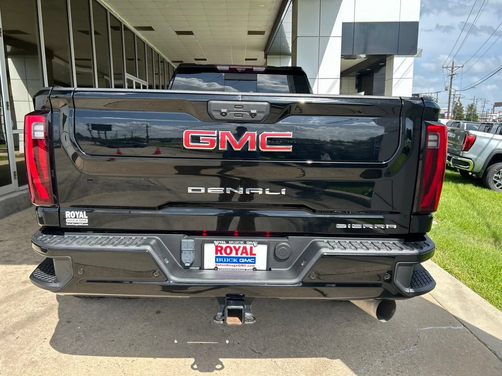 Used 2024 GMC Sierra 3500 Denali w/ Denali Reserve Package AWD/4WD image 6