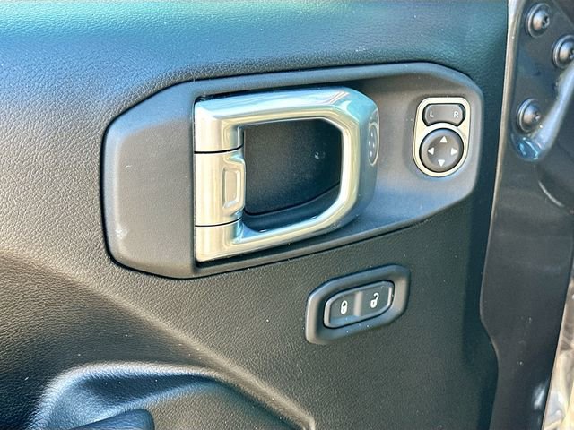 Used 2023 Jeep Gladiator Sport S image 18