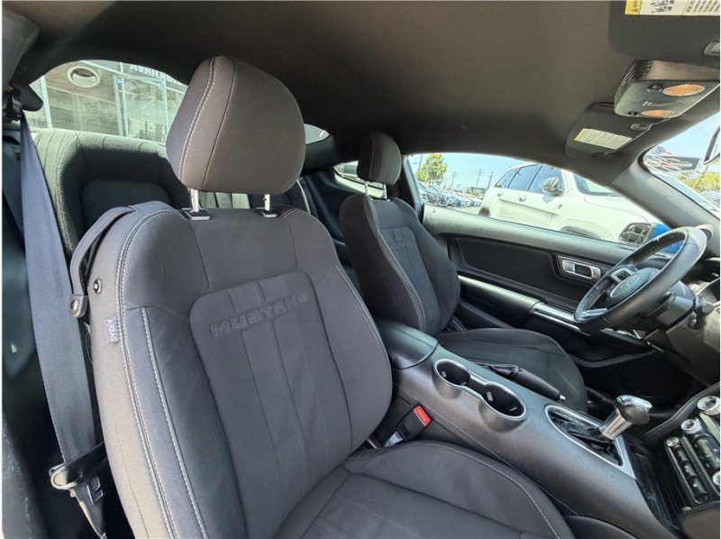 Used 2020 Ford Mustang Coupe RWD image 25