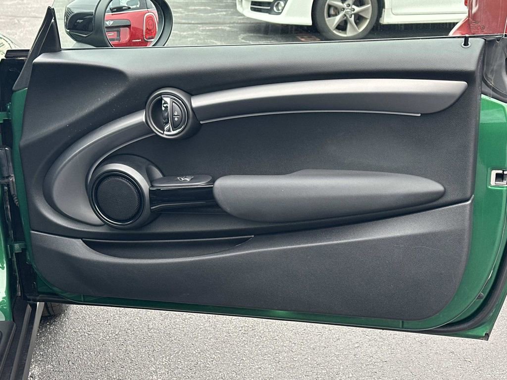 Used 2023 MINI Cooper S image 21