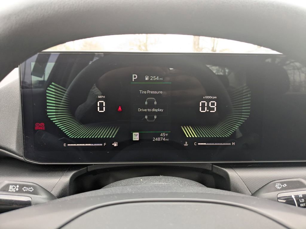 Used 2025 Kia K4 LXS image 45